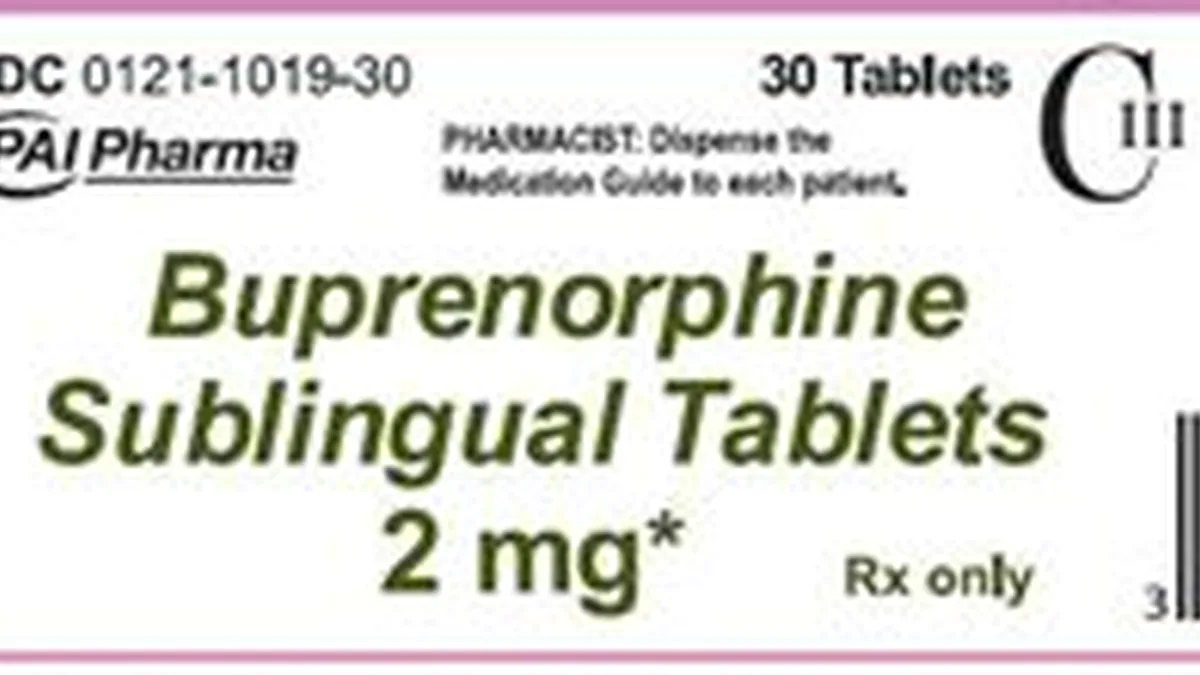 患者复诊时与医生讨论巴瑞克替尼2mg的疗效和后续用药计划